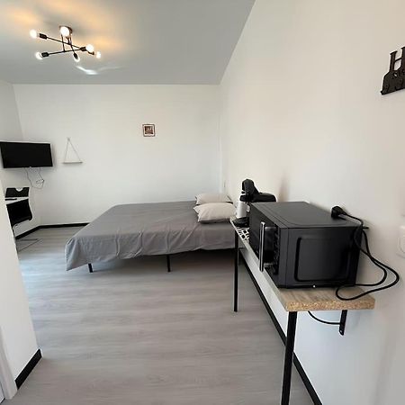Studio B2 20M2 Cosy 5Min A Pied Des Gares Roanne Ngoại thất bức ảnh